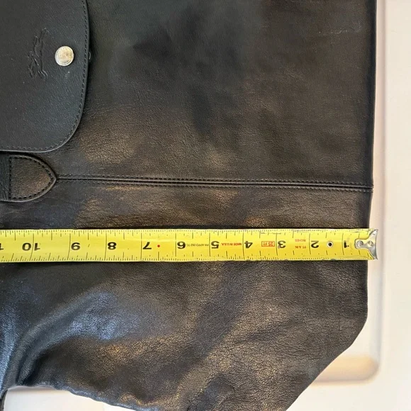 Longchamp Classic Black Leather Shoulder Bag - Picture 15 of 16